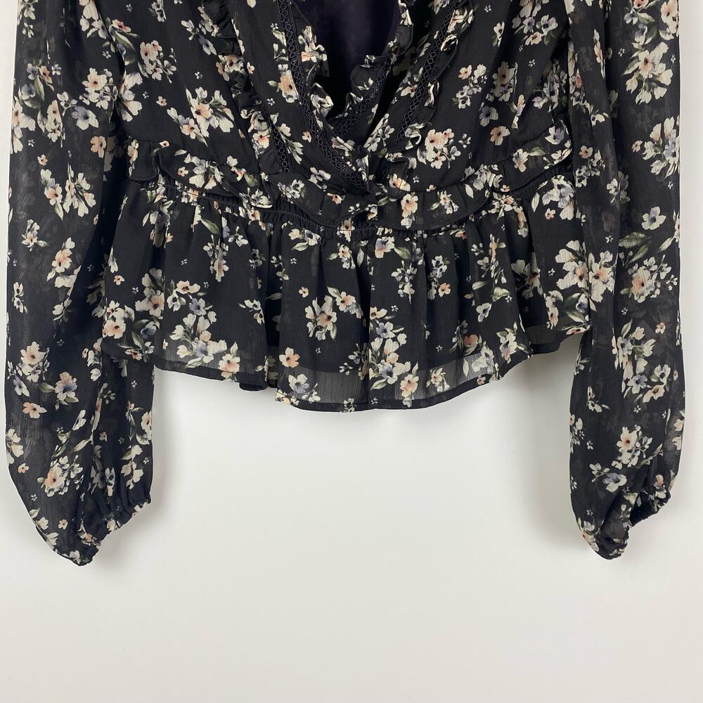 ASTR The Label Ditsy Floral Chiffon Faux Wrap Sheer Sleeve Womens Size Small - Picture 5 of 13